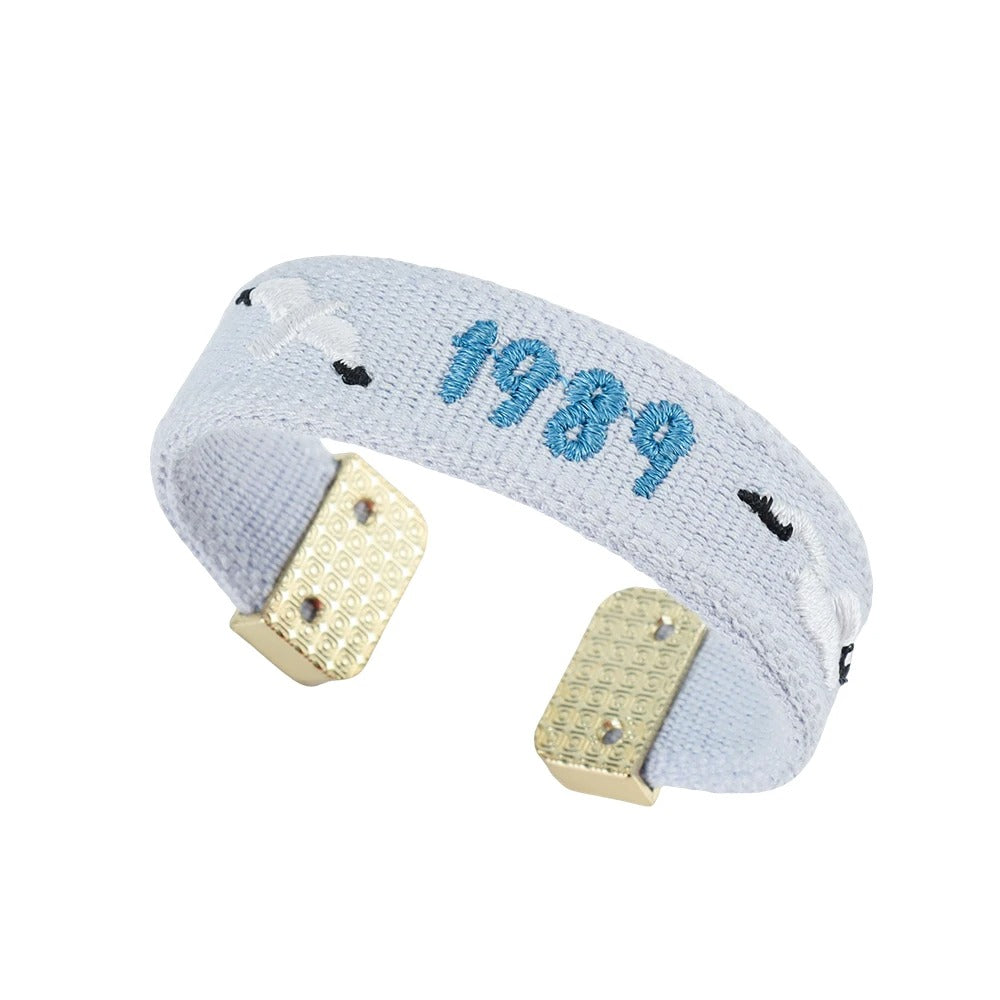 Adjustable Taylor Swift Lyrics Embroidered Open Bangle Bracelet – Music Fan Jewelry Gift for Swifties, Alloy Charm Boho Bracelet